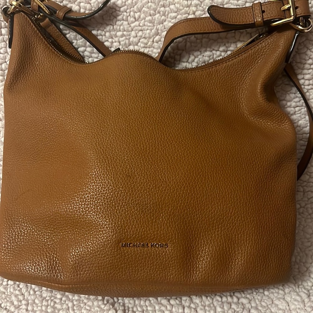 MK purse with broken zipper
